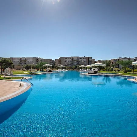 Luna With Sea View Апартаменты Vokolidha