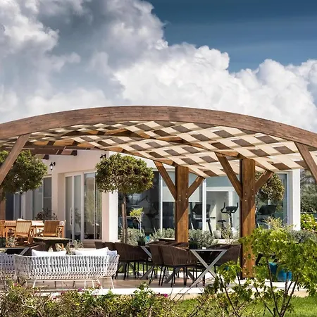 Апартаменты Luna With Sea View Vokolidha